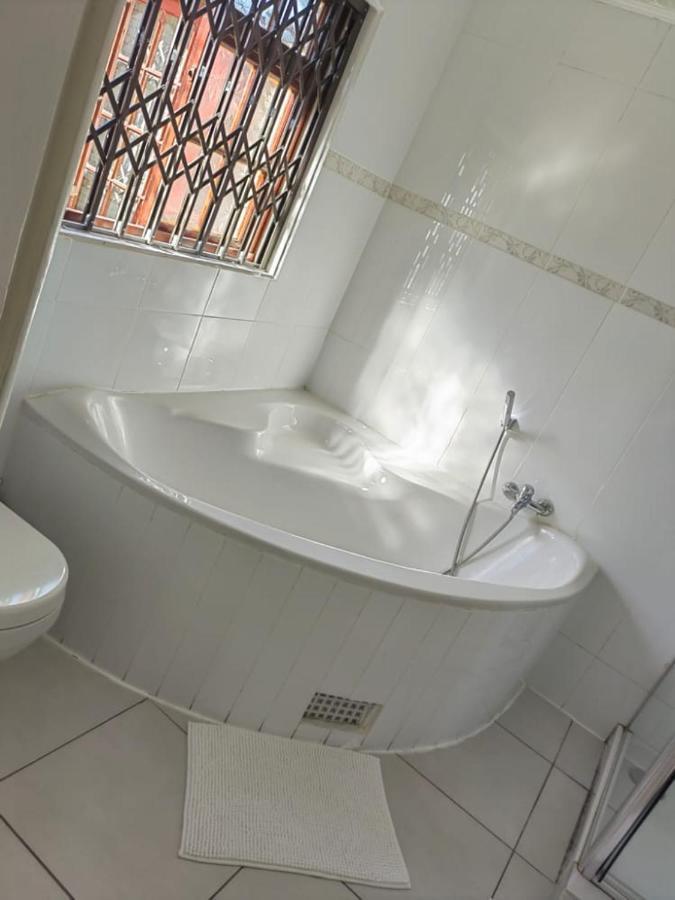 Obaa Sima Guest House Mthatha Exteriér fotografie